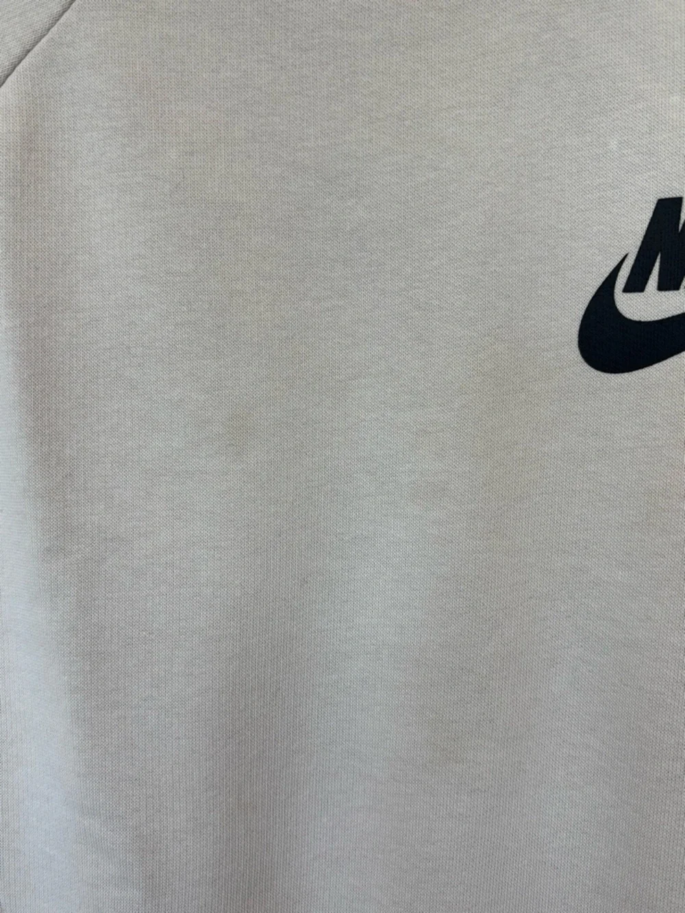 Nike Cream Crewneck Sweatshirt with Black Swoosh 179 - Picture 3 of 6